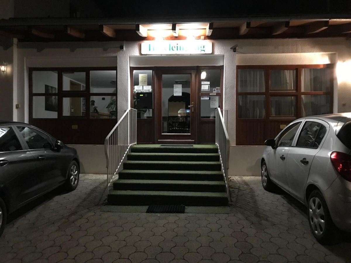 Abendruhe Hotel - Kontaktloser Check In Oberhaching Buitenkant foto