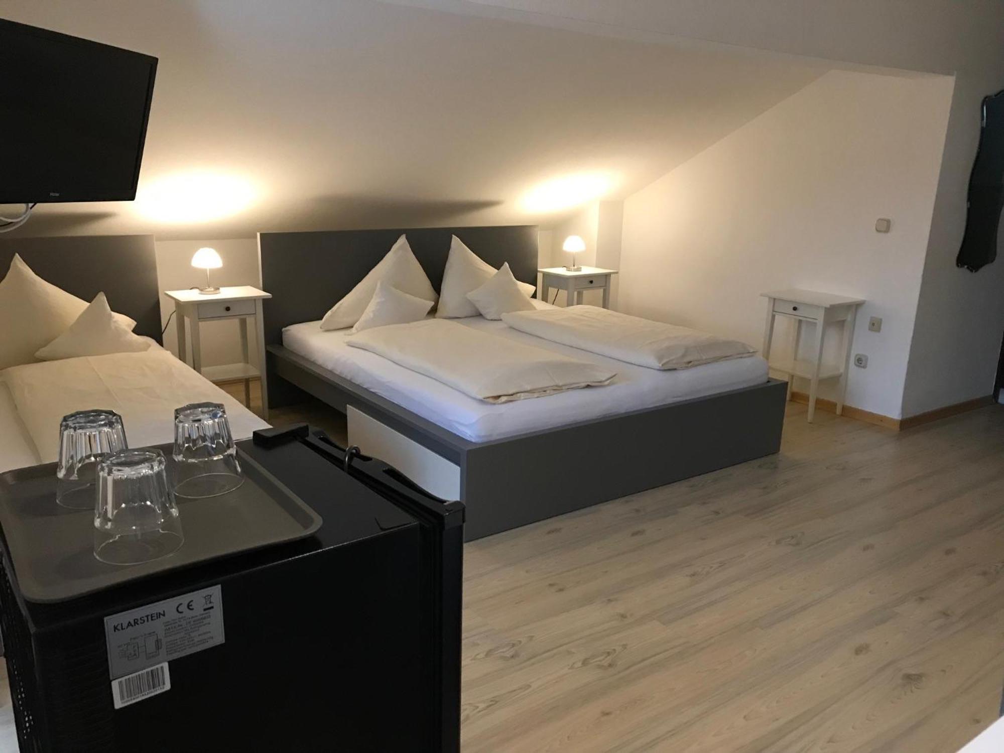 Abendruhe Hotel - Kontaktloser Check In Oberhaching Buitenkant foto