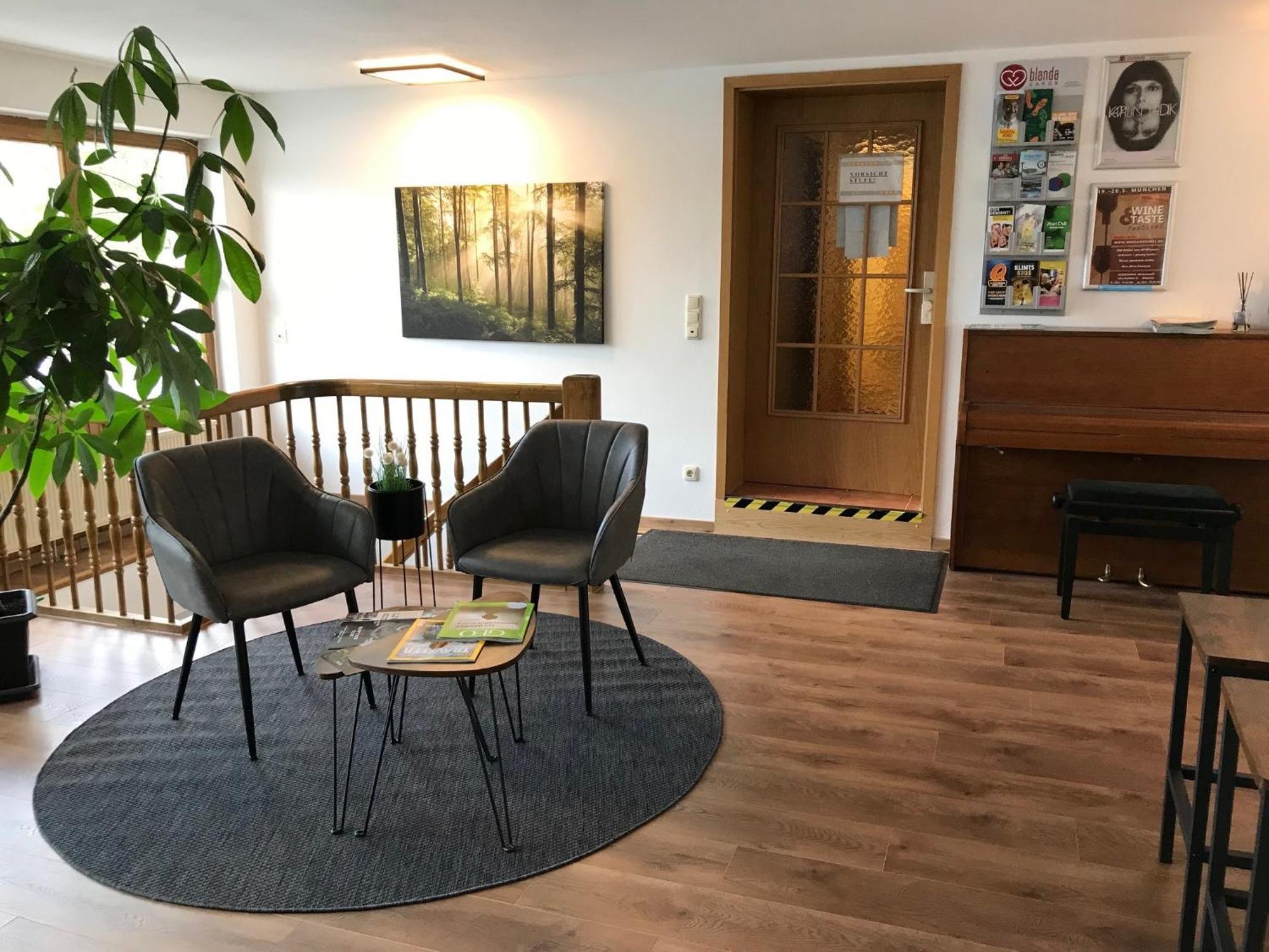 Abendruhe Hotel - Kontaktloser Check In Oberhaching Buitenkant foto